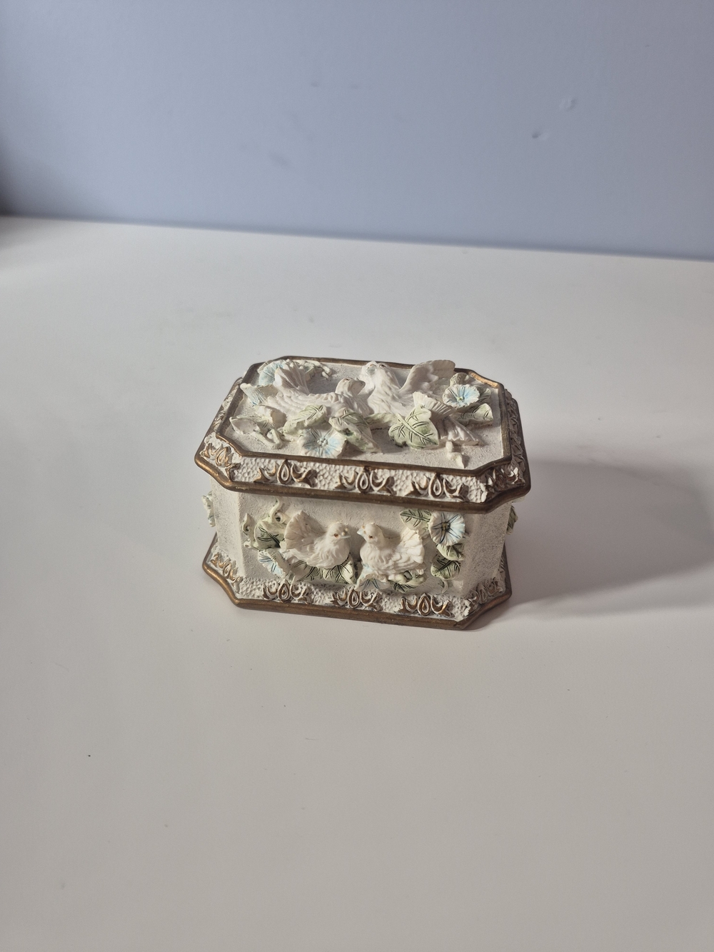 Casa Elite Vintage Capodimonte Porcelain Love Doves Trinket Box